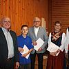 Thomas Bruschinsky (von links), Blasmusikverband Hegau-Bodensee, ehrte Mylo Baumann, Thomas Hertrich und Regina Mantel. Der Vorsitzende, ...