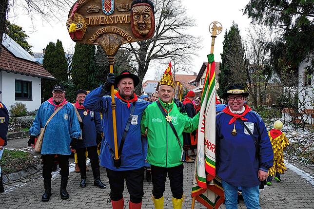 Bild 9: Bilder vom Zunftmeisterempfang und vom Narrenbaumstellen in Kippenhausen