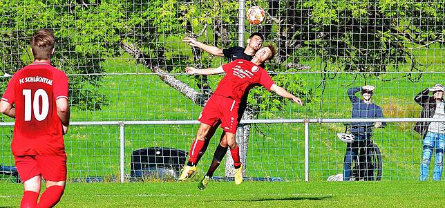 Bild 2: SV Buch gewinnt mit 1:0 beim Schlusslicht FC Schlüchttal &ndash; und wir haben die Bilder!