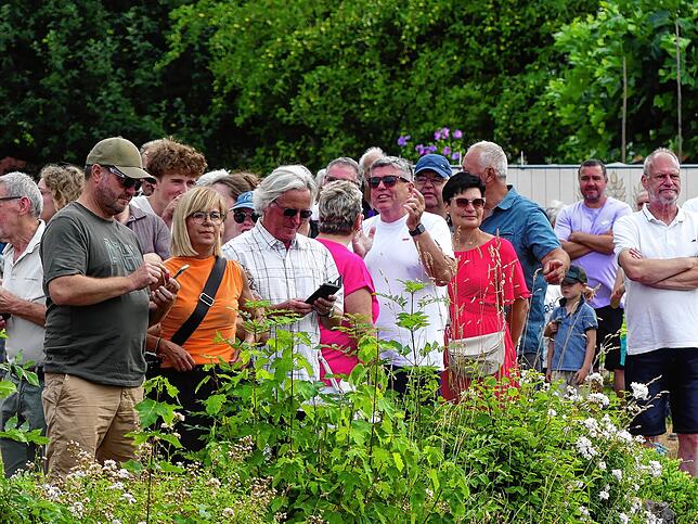Bild 25: Gute Laune beim Mostfest in Bermatingen-Ahausen