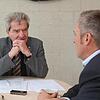 Landrat Frank Hämmerle und Jörg-Peter Rau, Leiter der Lokalredaktion Konstanz und Regionalleiter Kreis Konstanz, am  1.10.2015