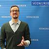 DSDS-Kandidat Alexander Gambin aus Villingen singt vor der SÜDKURIER-Kamera