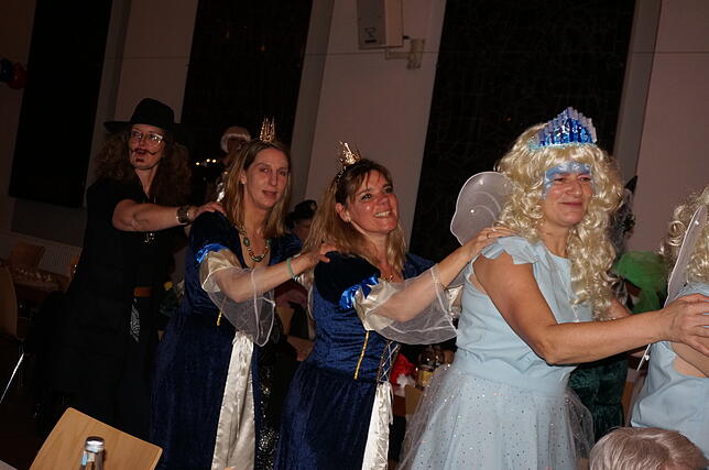 Bild 29: Bilder von der Frauenfasnacht der katholischen Frauengemeinschaft Tiengen