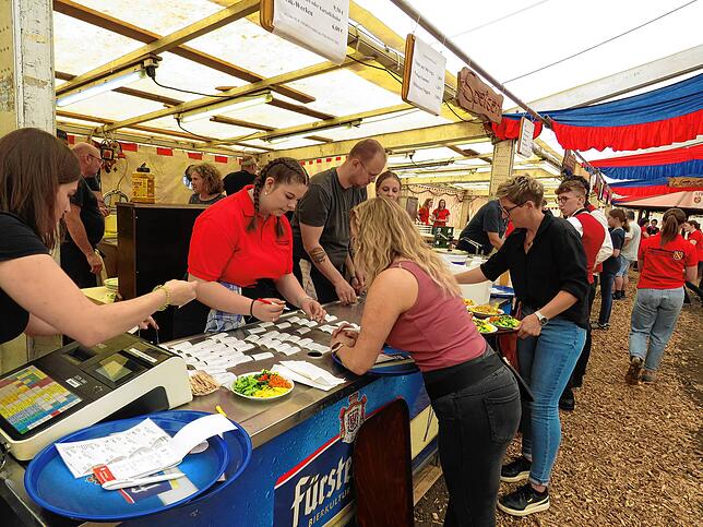 Bild 18: Dorffest in Kirchen-Hausen mit viel Angeboten und Besuch an vier Tagen