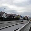 Die B 31-alt, hier ein Abschnitt der Zeppelinstraße, wird kaum noch befahren. Hier gilt seit einigen Wochen überwiegend Tempo 30. ...