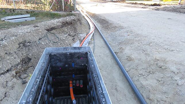 Leerrohre für das schnelle Internet werden überall dort verlegt, wo in der Region Geisingen aufgegraben und saniert wird, wie hier in ...