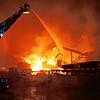 Einen Großbrand gab es in einem Sägewerk im Sauldorfer Ortsteil Boll.