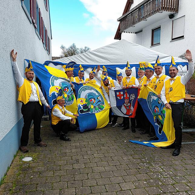 Der Narrenverein Grundel wird an der Fasnet selbst 130 Jahre alt und schließt sich dem Reichenauer 1300-Jahr-Jubiläum der Gemeinde an ...