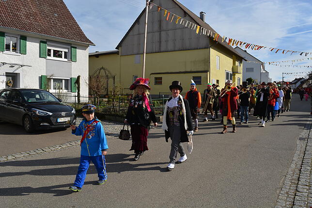 Bild 29: Bilder vom Narrenbaumstellen in Ittendorf