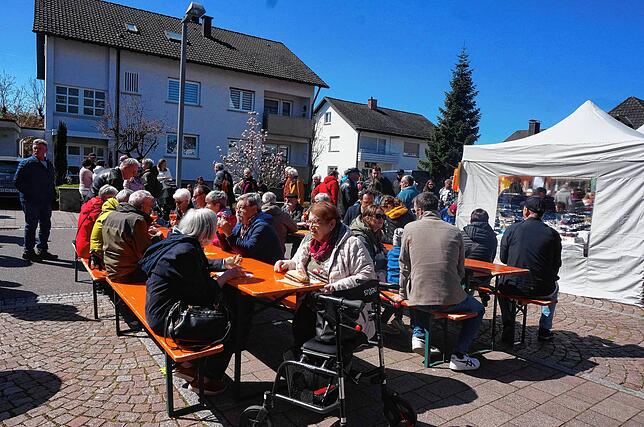 Bild 20: Lauchringen dank offener Ladentüren in „Sonntagslaune“