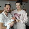 Der kleine Oliver ließ sich extra zwei Tage Zeit, um an Heilig Abend auf die Welt zu kommen.