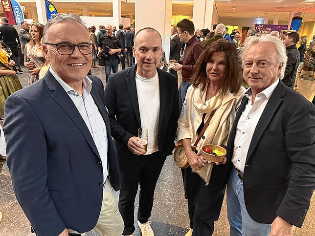 Bild 16: „Begegnungen“ auf der Verbrauchermesse IBO: So feierte Friedrichshafen die Eröffnung