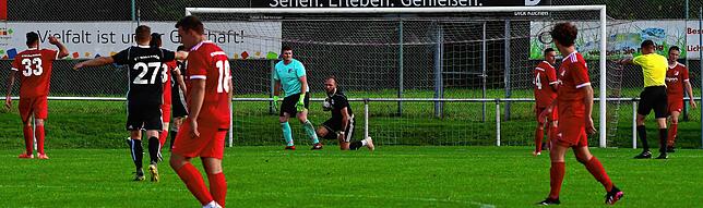 Bild 15: FC Wallbach dreht die Partie und gewinnt mit 3:2 gegen den FC RW Weilheim &ndash; und wir haben die Bilder!