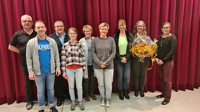 Die Vorstandsmitglieder des Akkordeon-Orchesters Klettgau (von links): Ralf Lass (Beisitzer), Mario Hügel (Jugendvertreter), Salvatore ...