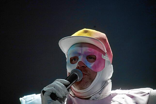 Bild 15: Southside 2024: Alle Bilder des umjubelten Deichkind-Auftritts