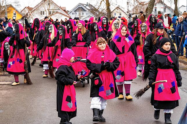 Bild 11: Grenzsteintreffen Brigachtal: So schön war‘s beim Umzug durch Kirchdorf – Teil 2