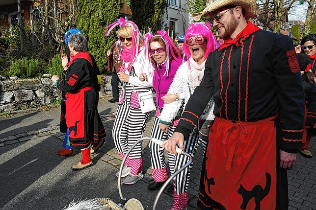 Narrenbaumstellen der Katzenzunft Kippenhausen. Vorher gibt es einen kleinen Umzug durch das Dorf. Bild: Claudia Wörner