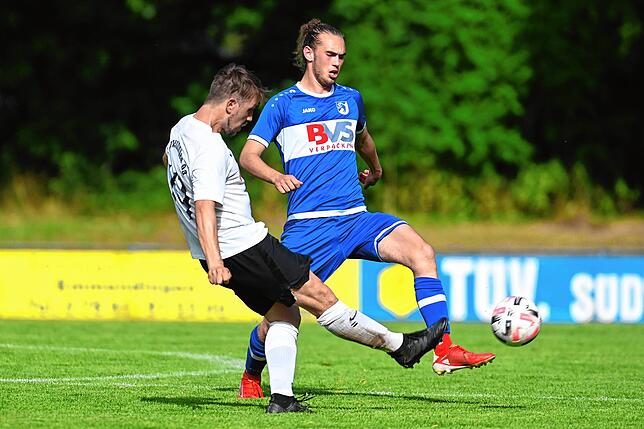 Bild 27: FC Erzingen siegt 4:1 im Hinspiel zum Landesliga-Aufstieg beim FC Emmendingen &ndash; wir haben Bilder