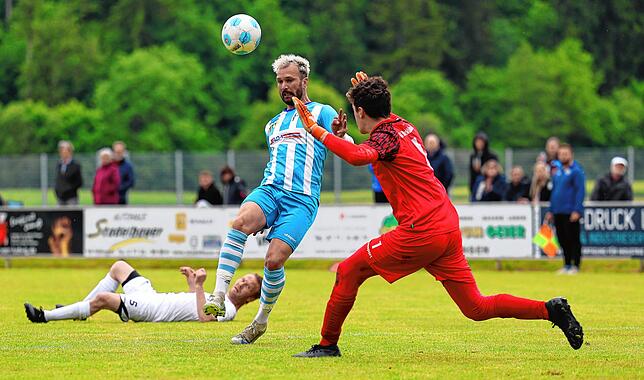 Bild 1: Unsere Bildergalerie vom Kreisliga-Spitzenspiel zwischen dem FC Hüfingen und der SG Triberg/Nußbach