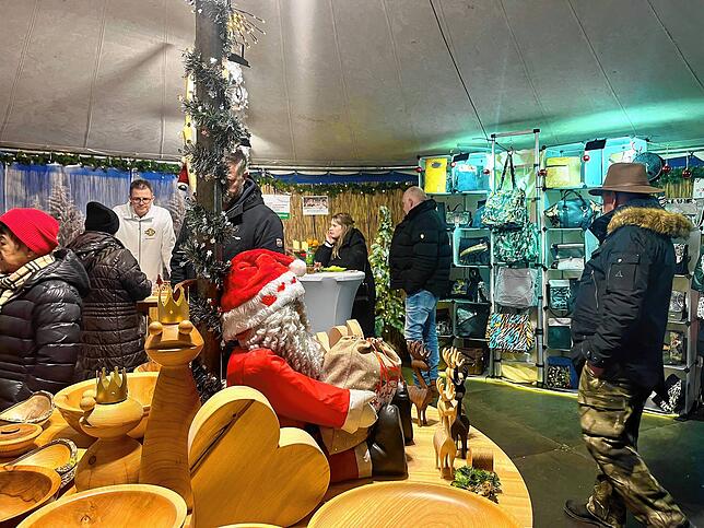 Bild 4: 20 Jahre Weihnachtsflair im Fürstenberg-Marstall: Impressionen der Donaueschinger Weihnachtswelt