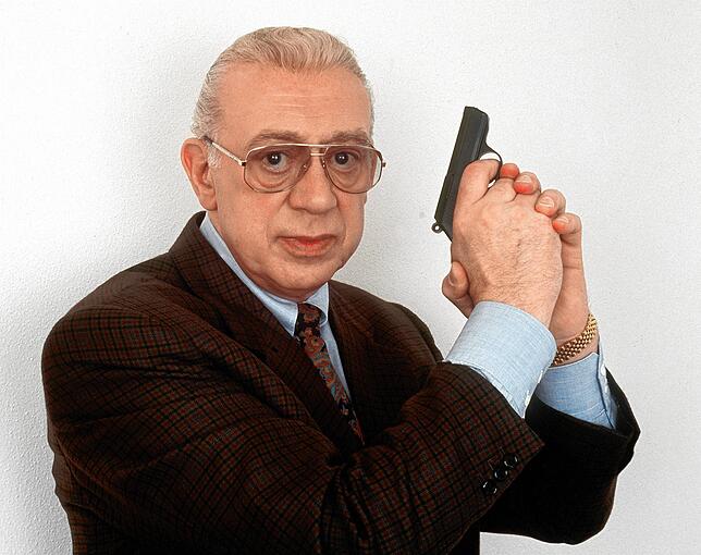 Musterbeispiel des guten Polizisten: Schauspieler Horst Tappert als Oberinspektor Stephan Derrick 1993.