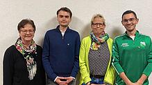 Sie freuen sich über Ehrennadeln des VfR Sauldorf für treue Mitgliedschaft: Brigitte Abreder (von links) über die Vereinsnadel in Silber ...