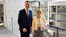 Antrittsbesuch im Bundestag: Livia Leu, Botschafterin der Schweiz in Deutschland, beim CDU-Abgeordneten Felix Schreiner.