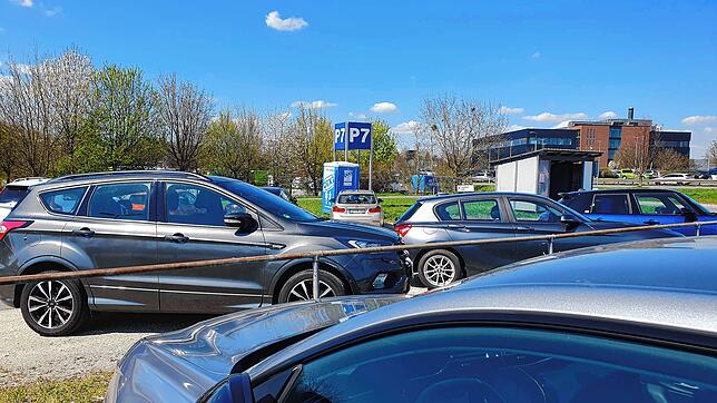 Der Messeparkplatz P7 bleibt südlich des FEZ der ZF bleibt erhalten, aber der angrenzende Platz Maierhöfle wird künftig als ...