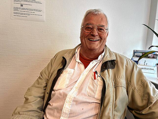 Hubert Oberle ist langjähriger Patient von Lothar Ruhhammer und bewundert dessen Lebensleistung.
