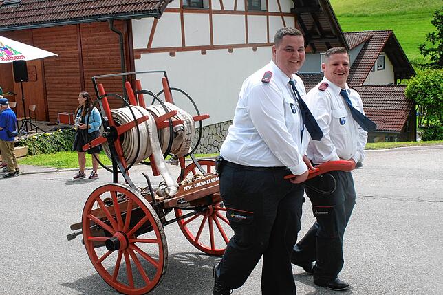 Bild 28: Bilder vom Bezirksmusikfest mit Umzug in Lausheim