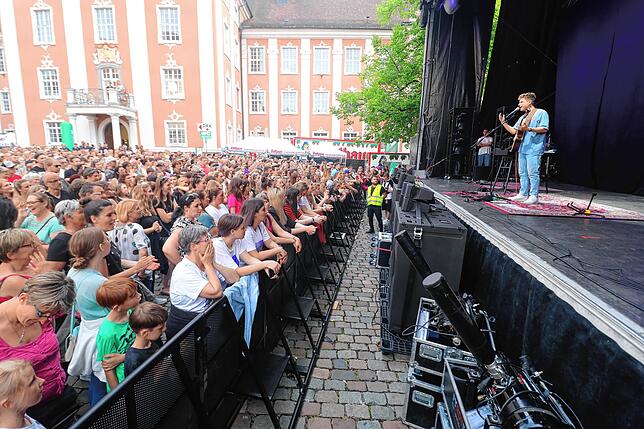 Bild 42: Bilder vom Max-Giesinger-Konzert in Meersburg (1)