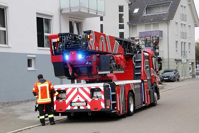 Bild 13: Bilder von der Drehleiter-Demonstration der Feuerwehr Blumberg