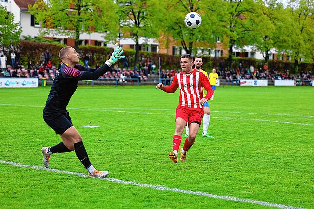 Bild 26: Unsere Bildergalerie vom Verbandsliga-Derby zwischen dem SC Konstanz-Wollmatingen und dem FC Singen