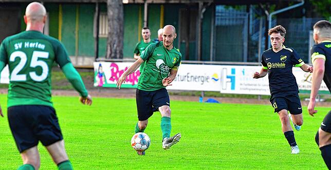 Bild 19: Remo Laisa verabschiedet sich beim SV Herten vom aktiven Fußball &ndash; und wir haben die Bilder!