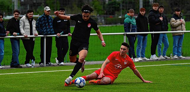 Bild 13: A-Junioren des FC Tiengen 08 unterliegen dem Offenburger FV knapp mit 1:2 &ndash; und wir haben Bilder!