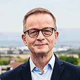 Zu Hausstrom aus Elektroautos sagt Stefan Reindl, Direktor des Instituts für Automobilwirtschaft an der Hochschule für Wirtschaft und ...