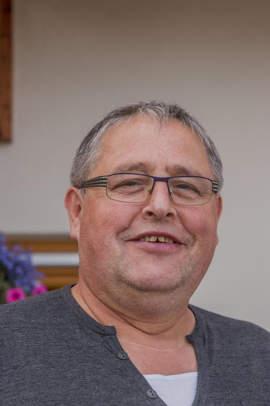 Gerhard Sauter, Feuerwehr-Gerätewart: "Ich schätze die Ruhe im letzten Haus am Ende der Sackgasse. Wir wohnen hier seit 17 Jahren."