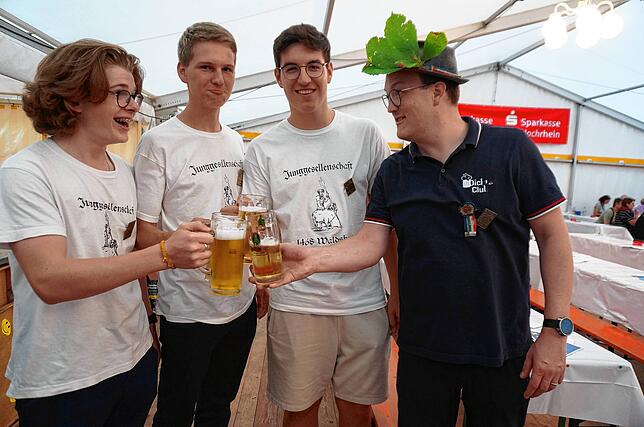 Bild 13: Chilbi: Stimmung pur im Festzelt beim Wunschkonzert