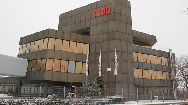 Nach der Übernahme durch den britischen Investor Riverrock ist die Euphorie bei Alno – im Bild der Konzernsitz in Pfullendorf – groß. ...