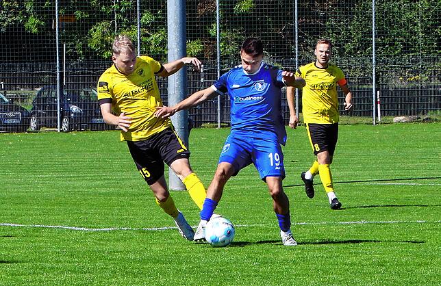 Bild 2: Aufsteiger SV Denkingen besiegt FV Möhringen mit 5:3. Wir waren mit der Kamera dabei!