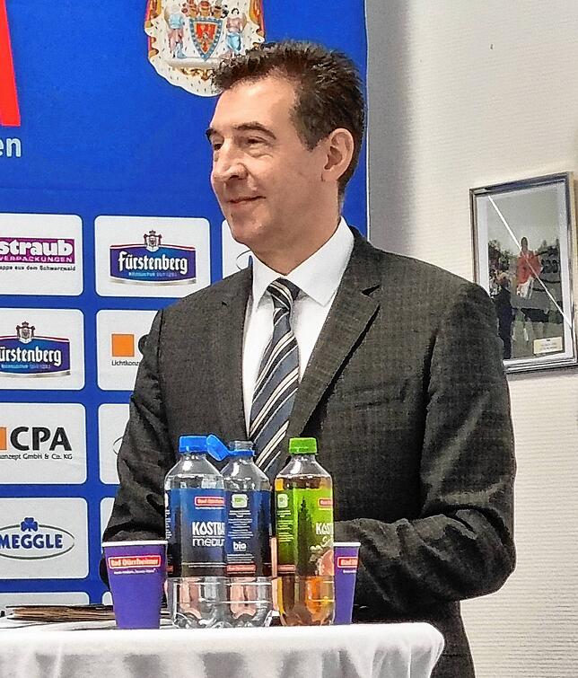Donaueschingens Oberbürgermeister Erik Pauly bei der Pressekonferenz zum CHI-Reitturnier.