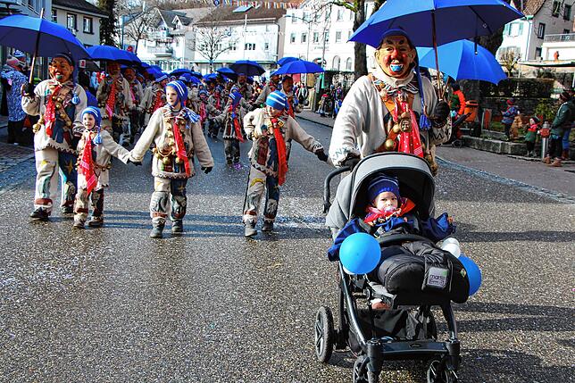 Bild 11: Narrensamen zeigt sich am Kinder- und Familienumzug &ndash; Teil 1. Wir haben Bilder.