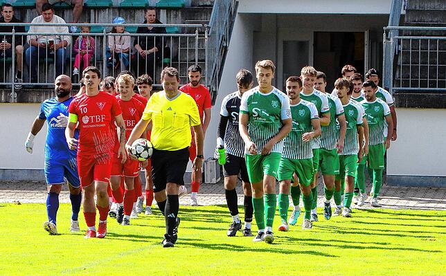 Bild 1: TSV Aach-Linz schlägt 1. FC Rielasingen-Arlen II mit 3:1. Wir waren mit der Kamera dabei!