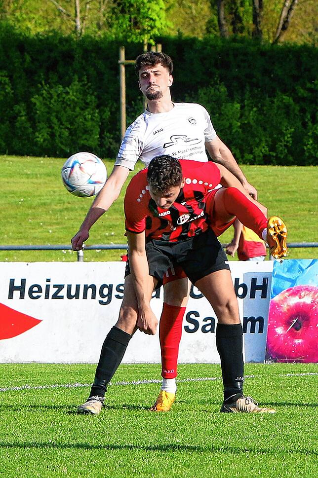 Bild 6: Die besten Bilder vom spannenden Spiel zwischen FC RW Salem und FC Bodman-Ludwigshafen