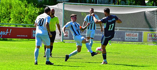 Bild 9: SV Blau-Weiß Murg besiegt den FC Wittlingen mit 4:3 – und wir haben Bilder!