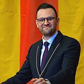 Bürgermeister Johannes Henne beschreibt die Herausforderungen für das Jahr 2024.