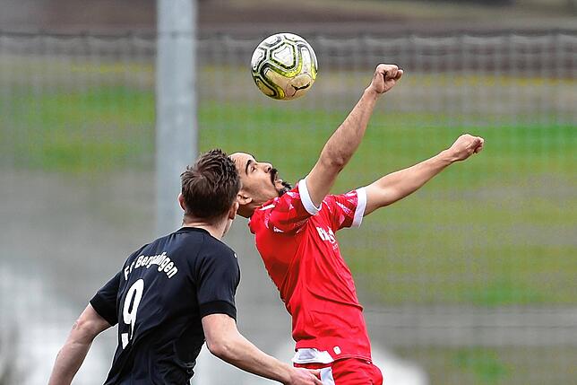 Bild 8: Die SG Weilheim-Gurtweil spielt 2:2 gegen den FC Bergalingen &ndash; und wir haben Bilder!