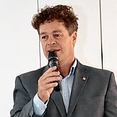 Der Sozialdezernent des Landkreises Konstanz Stefan Basel freut sich darüber, dass der Gesundheitsverbund seine Akademie für ...