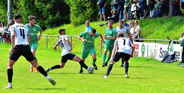 Bild 14: SV Buch besiegt SV Waldhaus im Derby mit 4:0 – und wir haben Fotos!