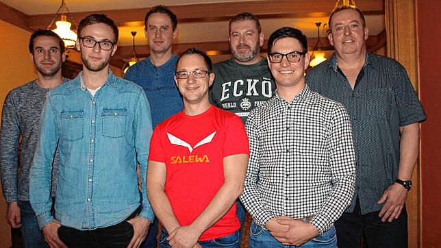Das Vorstandsteam des VfL Riedböhringen vorne von links Johannes Eisenring, Florian Vetter, Michael Schmid, hinten von links Michael ...